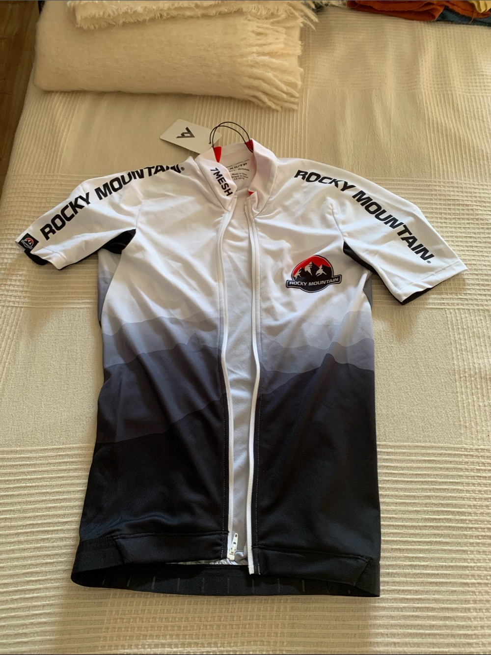 Men's White & Black Gradient Cycling Jersey